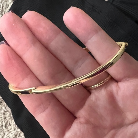 Kendra Scott Gold Bangle Bracelet - Picture 1 of 6